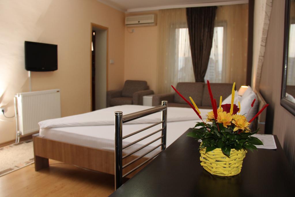 Garni Hotel Rile Men Ni Rom bilde